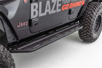 Go Rhino D64506T Dominator D6 Full-Length Steps with Black Textured Powdercoat