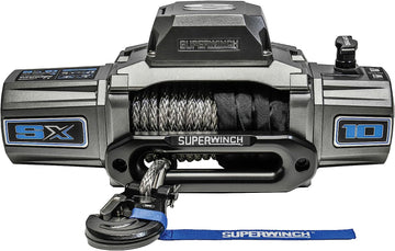 Superwinch 1710201 SX10SR 12V DC Winch 10,000 lb/4,536 kg Single Line Pull with Hawse Fairlead, 3/8in x 80ft Synthetic Rope, Corded Handheld and Wireless Remote 10,000lb Synthetic Rope
