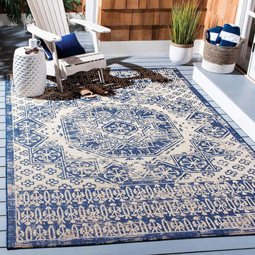 Safavieh Courtyard Collection CY8578-25812 Beige and Navy Indoor/Outdoor Area Rug (5'3" x 7'7") 5'3" x 7'7" Beige / Navy